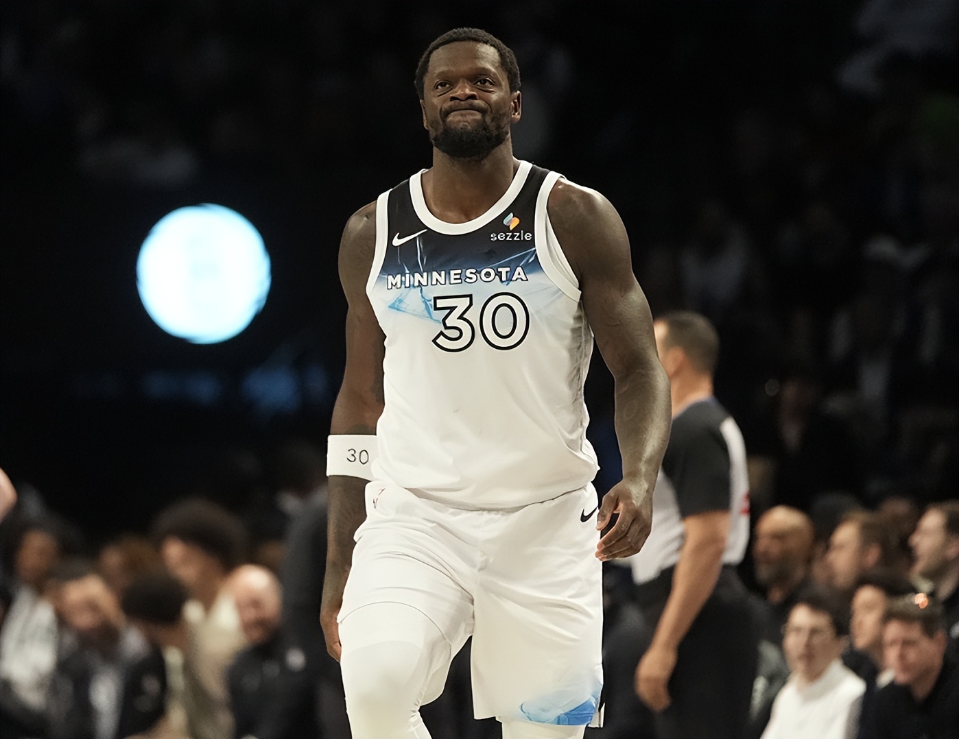 芒果官方入口 -2025nba季后赛对阵图