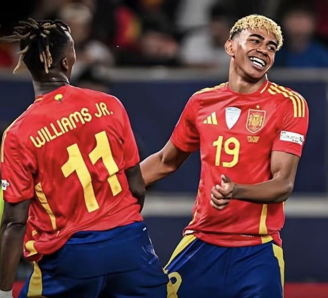 芒果官网入口 -清晨突围战来临；葡萄牙体育围绕欧冠造点机会；底气十足；资深球员宣示担当(欧冠球员图片)