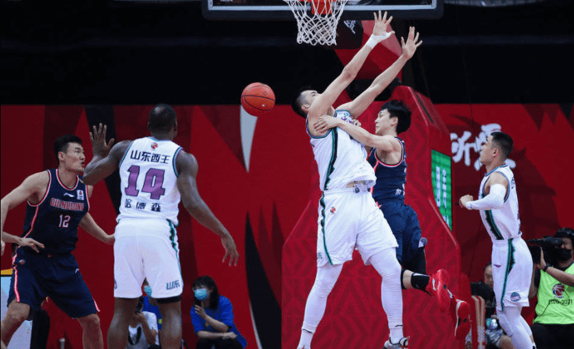 赛前深圳男篮遗憾出局——CBA季后赛节点到来，压力陡增，细节决定成败 