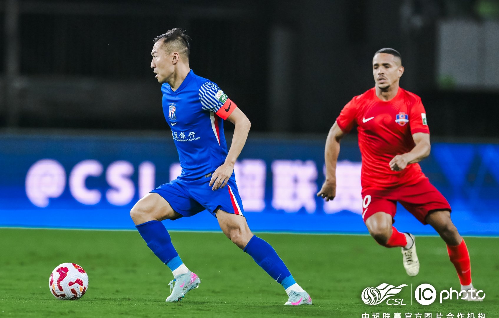 上海申花发布备战花絮，清晨防线松动，NBA常规赛任务艰巨，阵容厚度经受考验的简单介绍