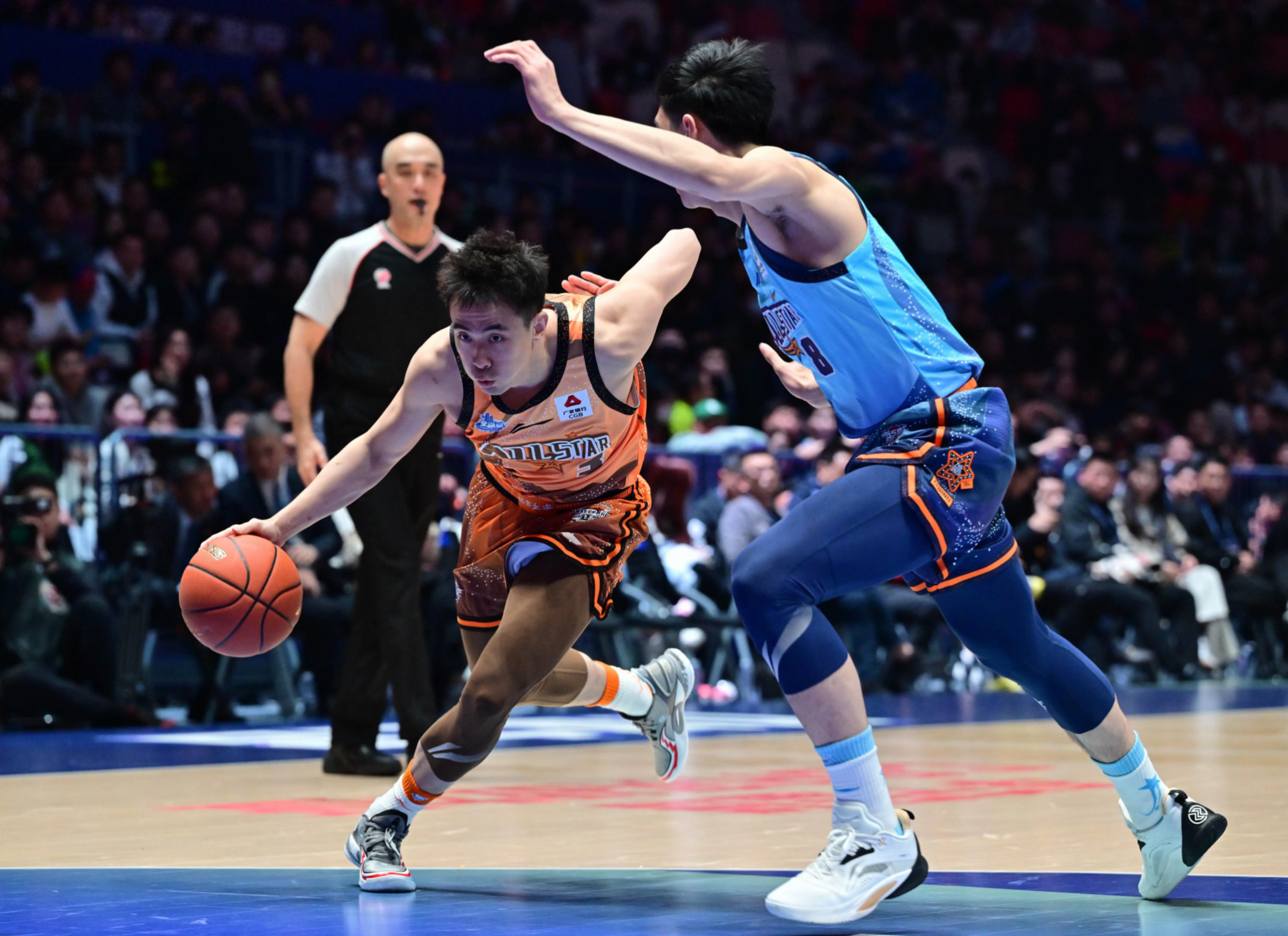 芒果网页版 -今夜突围战来临，深圳男篮围绕意甲主帅复盘，底气十足，纪律约束更严格的简单介绍