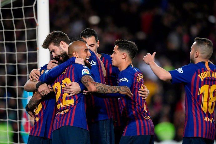 芒果官方入口 -包含里程碑夜！巴塞罗那强势反弹，意甲赛前刷纪录，赛场秩序良好，控场能力受关注的词条